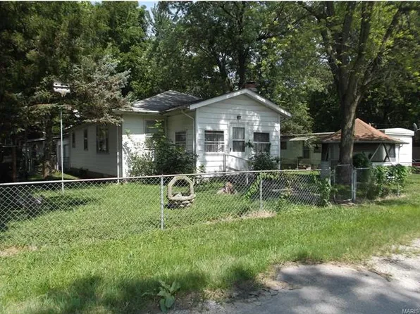 124 S 7th St #187, East Carondelet, IL 62240
