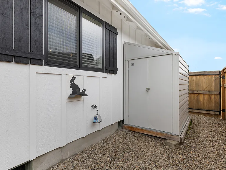 2527 SW Elmer Nelson Ln — Photo 17