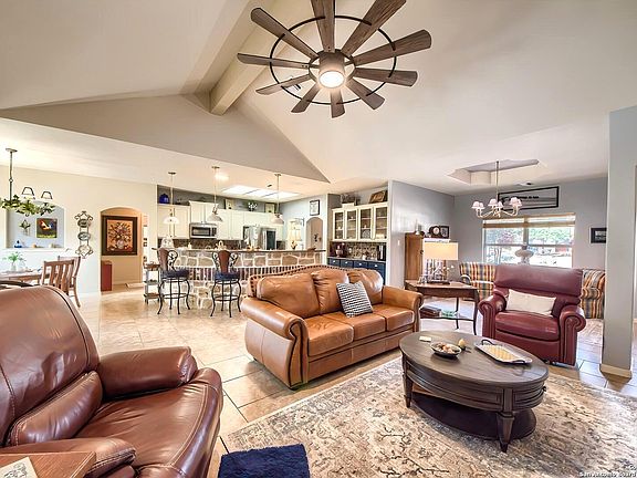 2nd image of 639 Settlers Lane