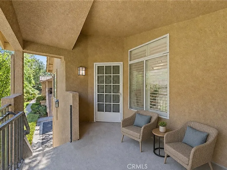 100 Fulmar Ln — Photo 2