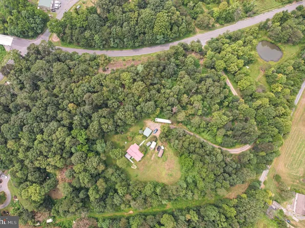 401 Weavers Mill Rd, Landisburg, PA 17040