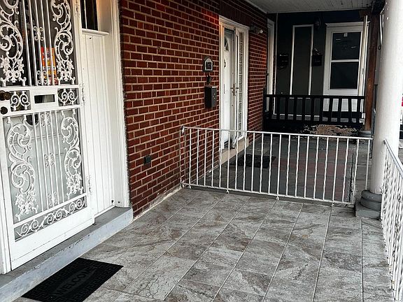2nd image of 4656 Tampa St