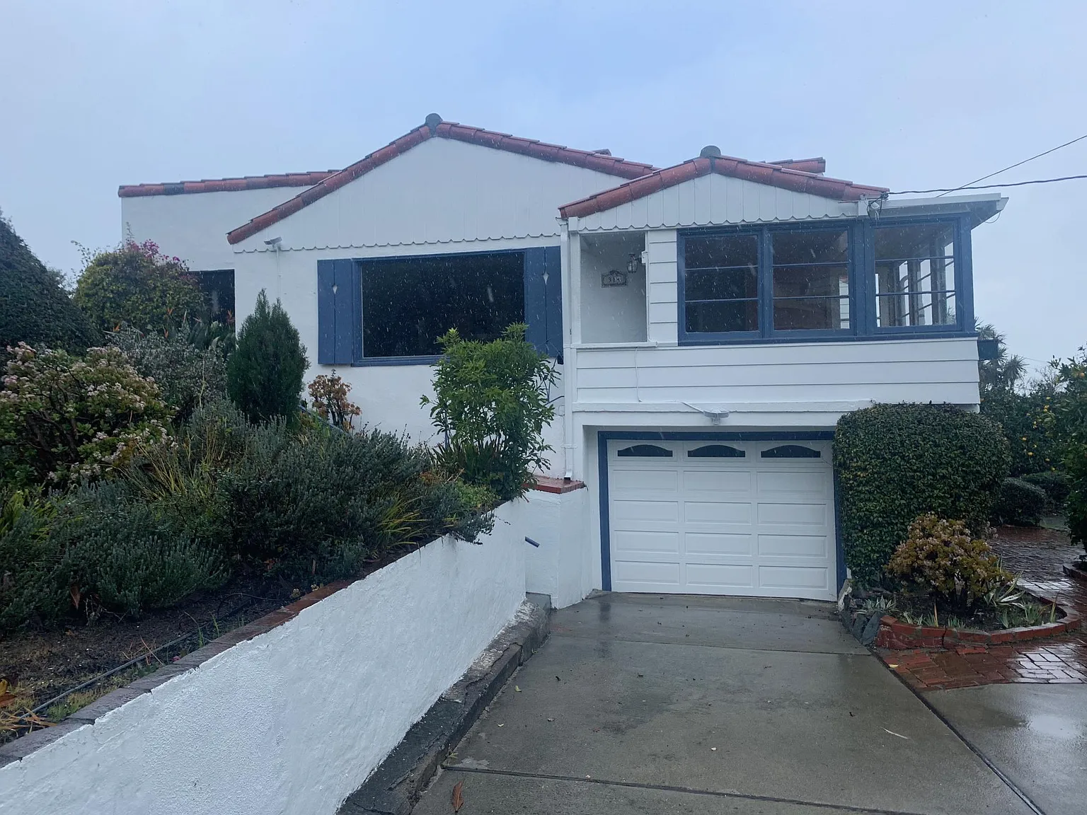 314 W 39th Ave photo 1