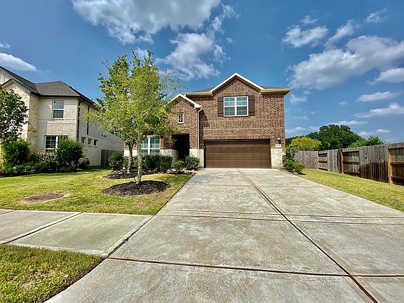 2nd image of 26806 Skylark Bluff Trl