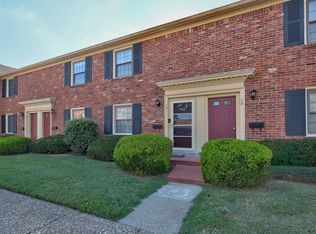 15 Hampton Dr, Evansville, IN 47715