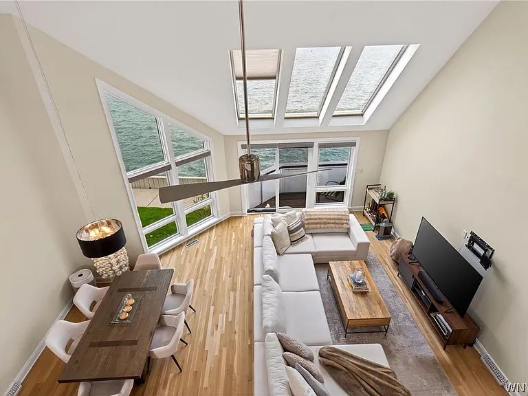 36 Harbour Pointe Cmn — Photo 14