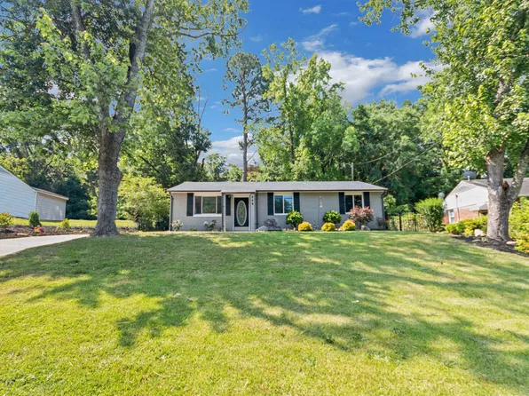 908 Hadley Rd, Raleigh, NC 27610