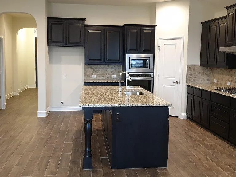224 Gill Point Ln — Photo 8