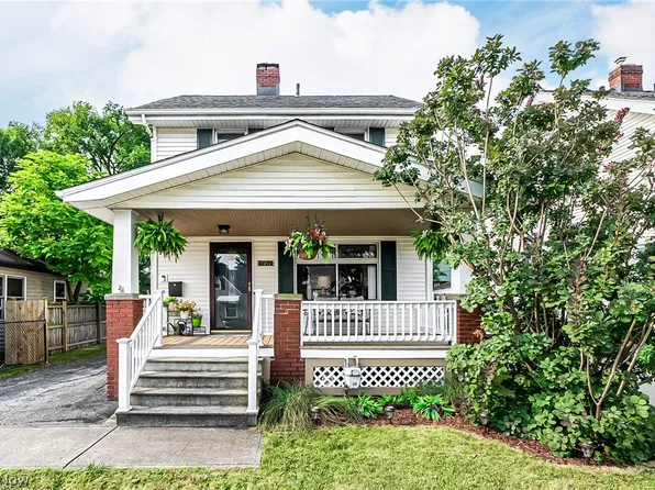 7911 Chesterfield Ave, Parma, OH 44129