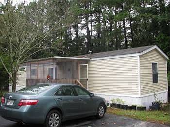 2nd image of 135 St Clements SW
