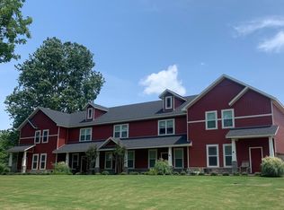 200 Sand Bar Ln APT C, Cave Springs, AR 72718