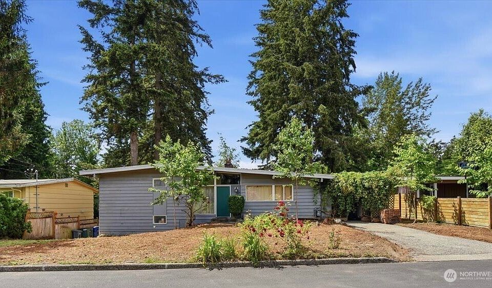 1st image of 1511 143rd Avenue SE