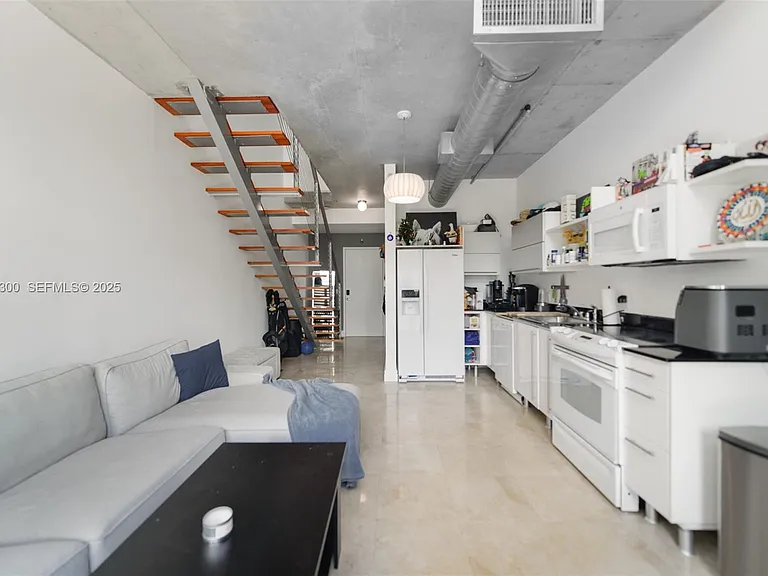 690 SW 1st Ct #1022 — Photo 5