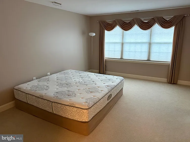 615 Strandhill Ct — Photo 11