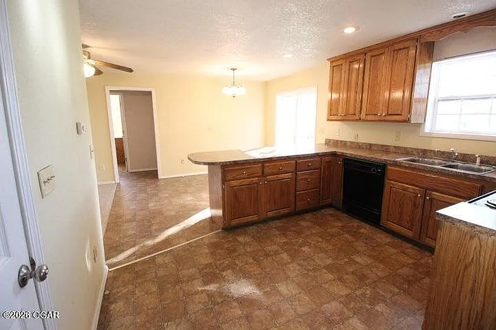 506 S Jefferson St #B — Photo 9