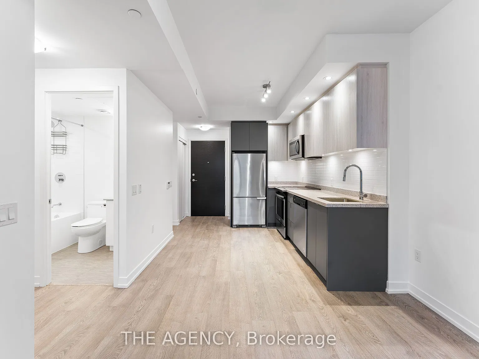 2 bed, $2,300 — Photo 2