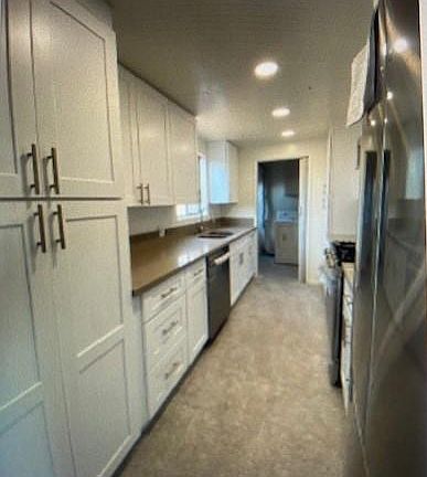 4th image of 1407 Manhattan Beach Blvd