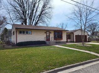 707 12th Ave, Durant, IA 52747