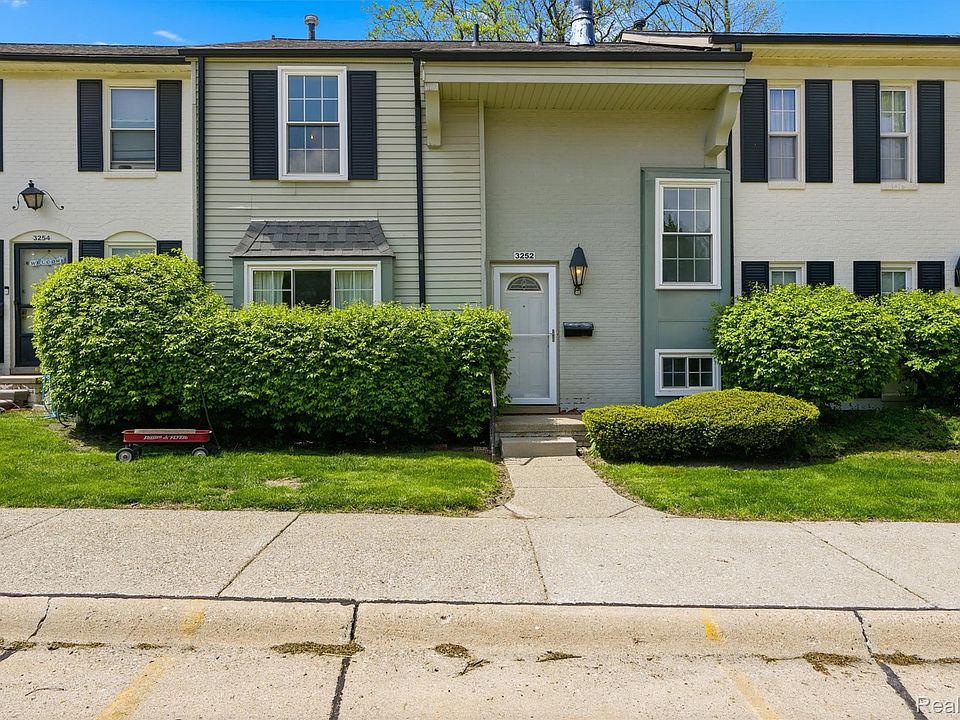 1st image of 3252 Bolgos Cir
