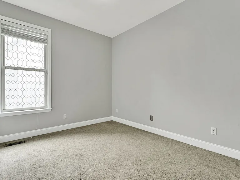 955 Dodie Dr — Photo 30