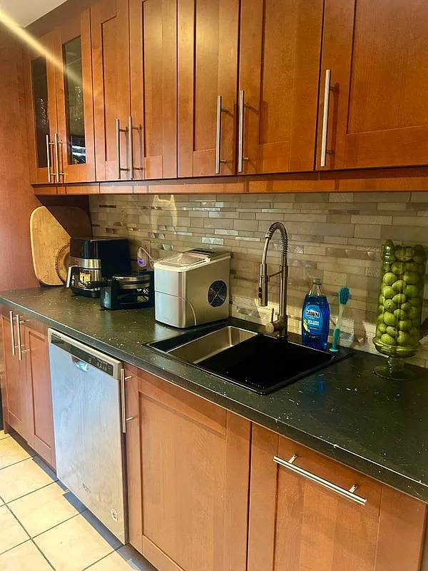 2 bed, 1.5 bath, 1150 sqft, $3,000 — Photo 3