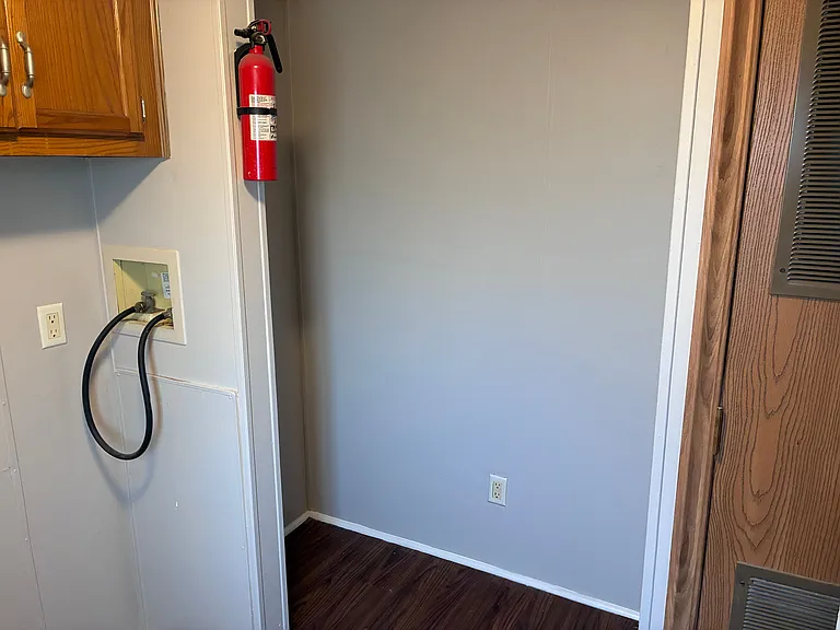 5535 Dysart Rd — Photo 114