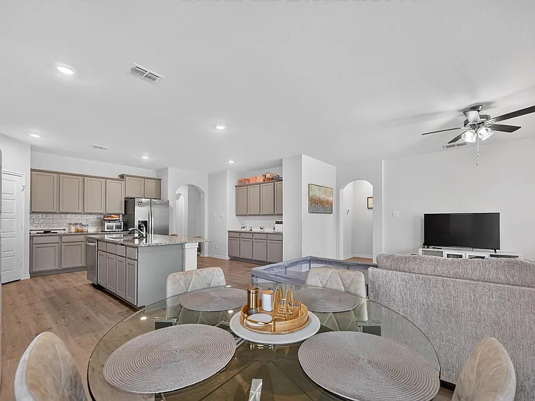 10121 High Grade Dr — Photo 9