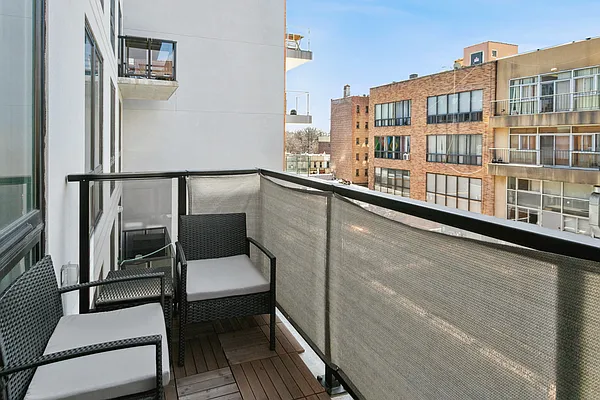 Sold by Compass | media 6