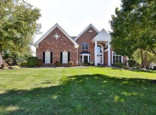 18028 Little Pine Ct, Chesterfield, MO
