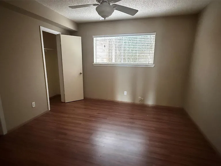 1328 Bomar St #4 — Photo 3
