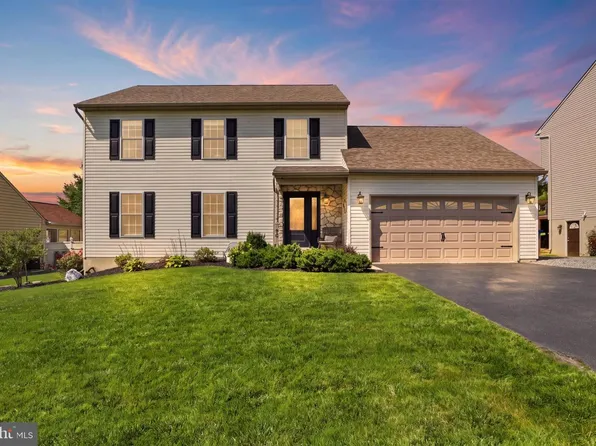 150 Bitternut Rd, Mount Wolf, PA 17347