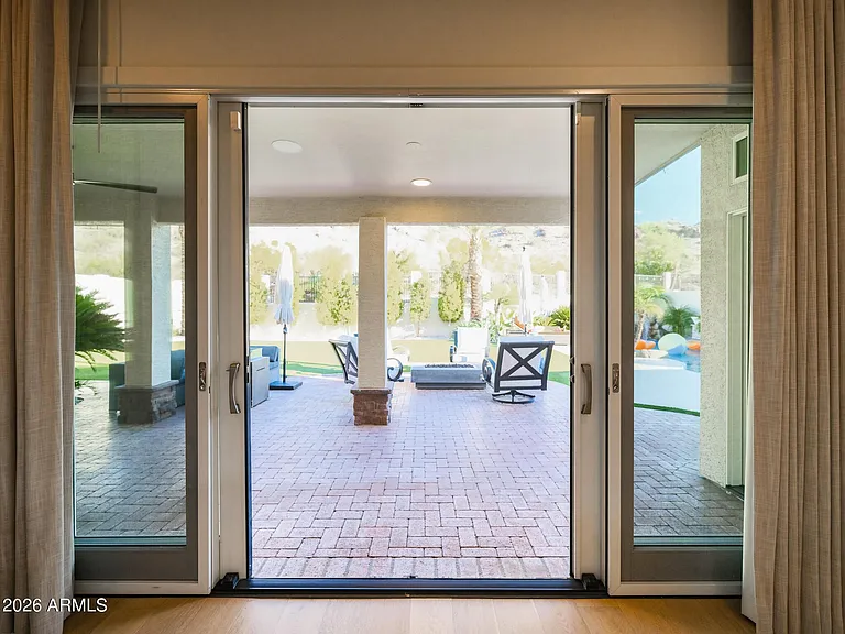 2024 E Granite View Dr — Photo 18