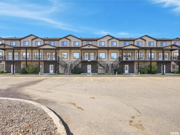 3802 Dewdney Avenue E #812, Regina, SK S4Z 0A6