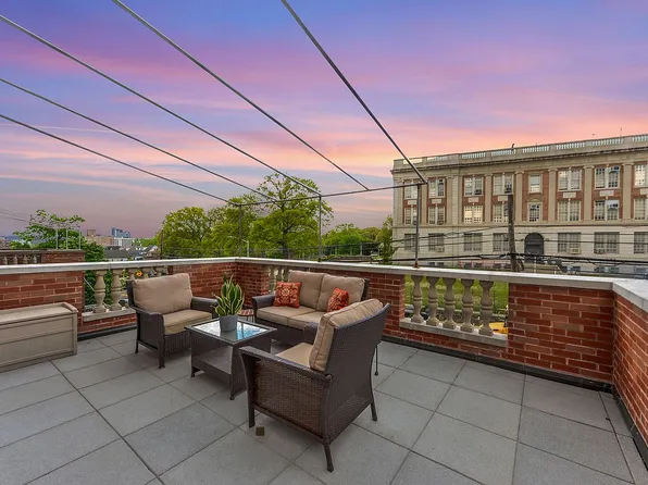 84-49 168th St APT 2J, Queens, NY 11432