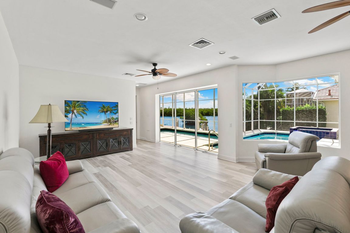 7 Blue Hill Ct, Marco Island, FL 34145 | MLS #2251245 | Zillow