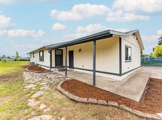 825 SW Linden Ln, Dundee, OR 97115