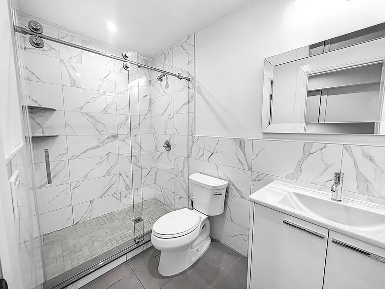 54 Broad Ave #D3 — Photo 9