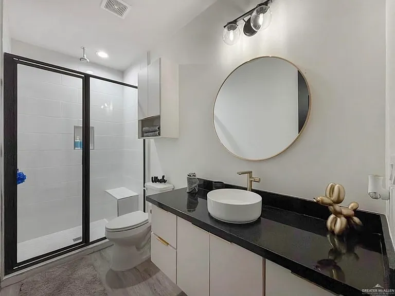 2202 Mirabelle St — Photo 18