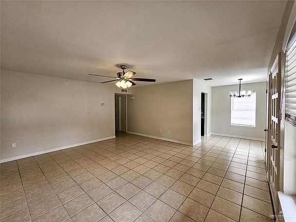 3rd image of 1113 Shasta Ave APT B