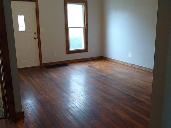 3rd image of 478 Randolph St #1