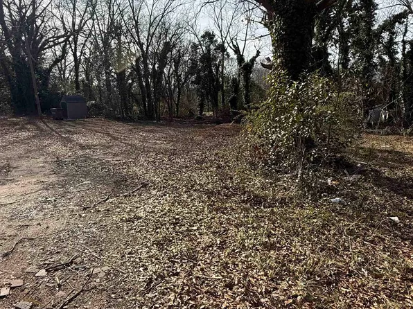460 Eloise Dr, Spartanburg, SC 29301