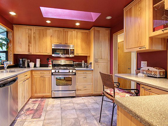 5th image of 17357 NE 160th St
