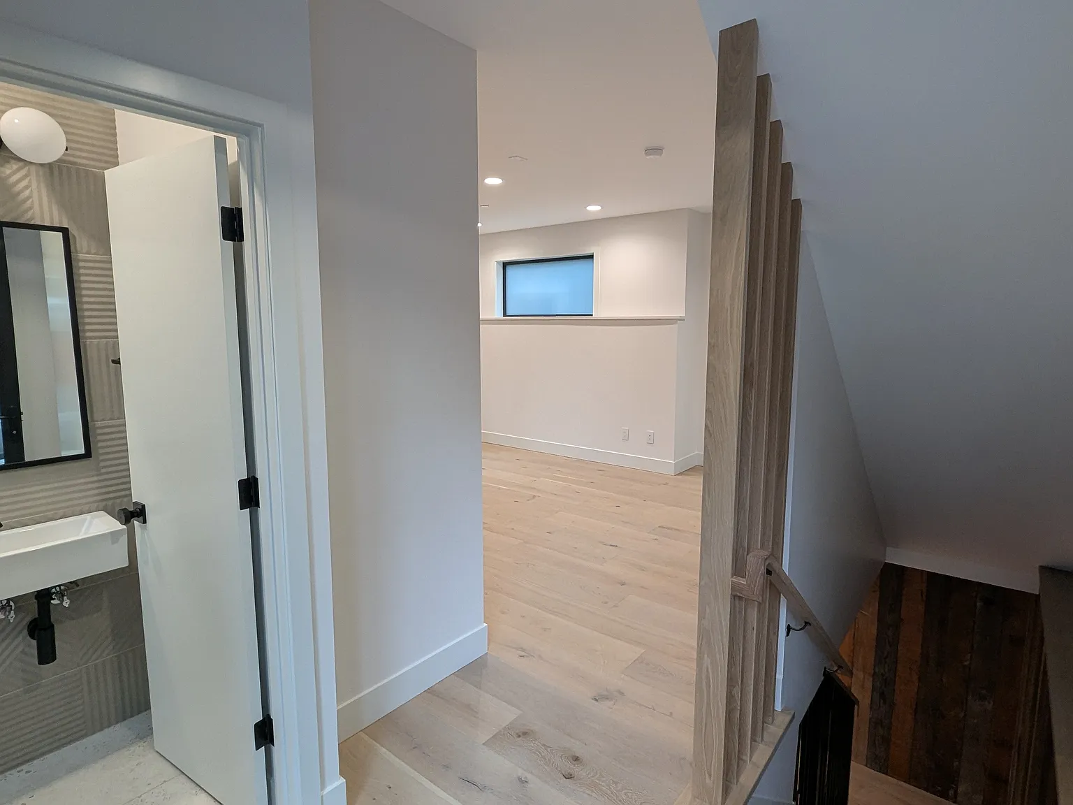 3 bed, 2.5 bath, 1530 sqft, $5,195 — Photo 2