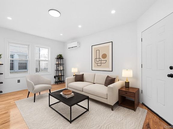 5th image of 115-39 202nd Street