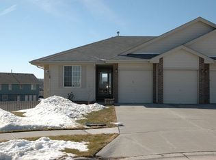 2221 Birch Cir, Blair, NE 68008