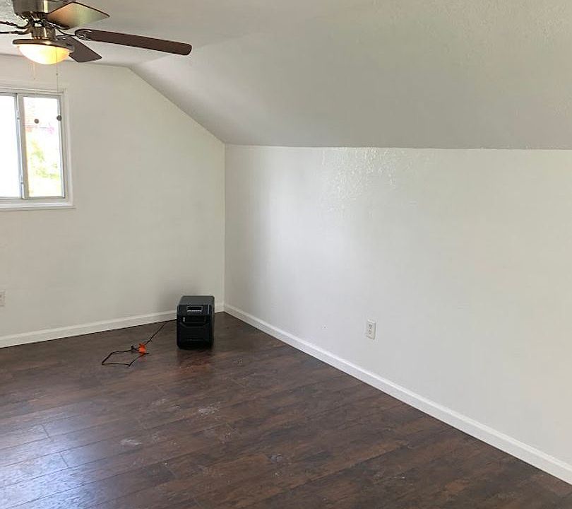 2nd image of 125 Margaret St #11493100