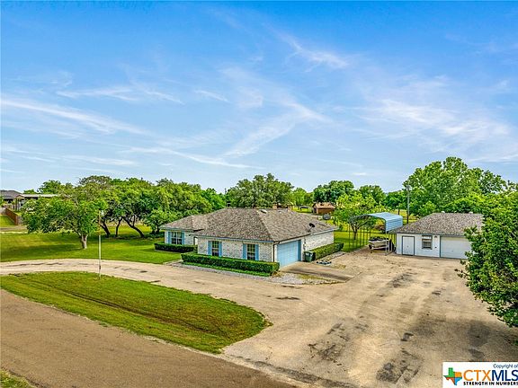 2nd image of 6801 Doe Dr