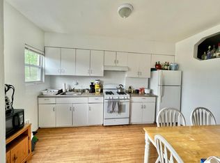 14 Pratt St #12, Allston, MA 02134