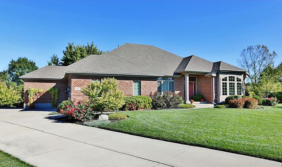 1st image of 407 Cathedral Ct