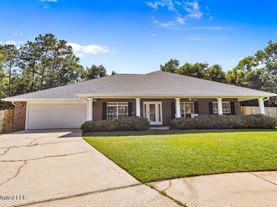 701 Hidden Oaks Dr, Ocean Springs, MS, 39564